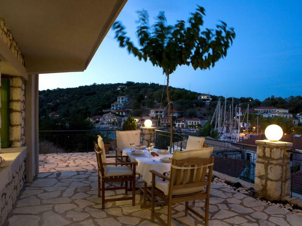C. Katopodis Mansion Katomerion Extérieur photo